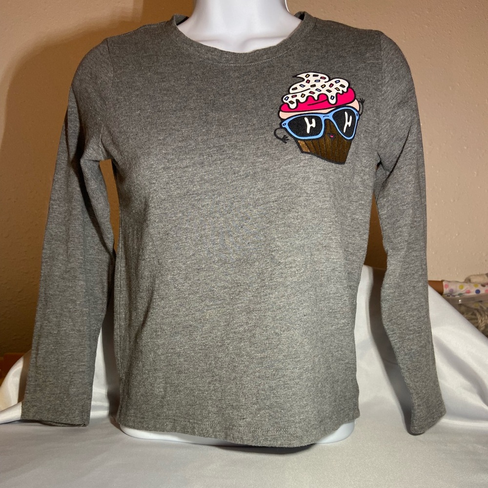Girls L 10/12 grey Old Navy cupcake long sleeve shirt